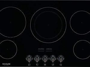 Frigidaire FGEC3648UB 36 "Gallery Series Electric Cooktop with 5 Elements Ceramic Glass Cooktop مؤشر سطح ساخن وعناصر تحكم Express Select باللون الأسود
